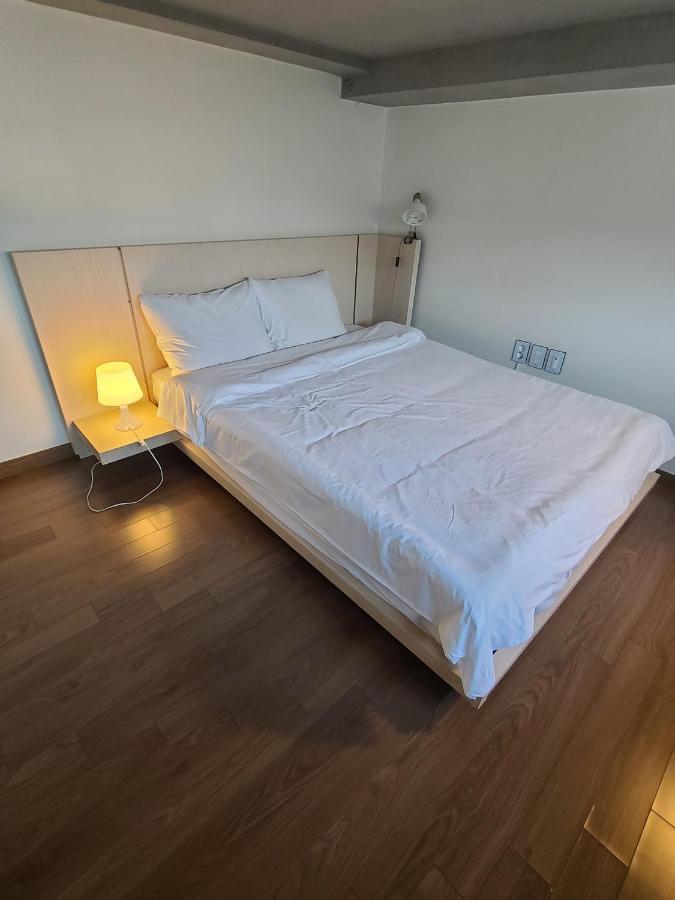 Jinwoo Prestige Hotel Geoje Exterior photo